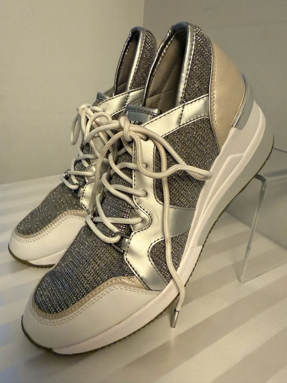 Michael Kors Liv Trainer Metallic Silver & White Sneakers Size 9